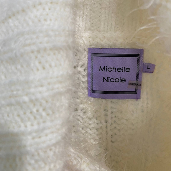 Michelle Nicole Ivory Cowl Neck Wool Blend Soft Eyelash Cable Knit Sweater Sz L - Picture 3 of 8